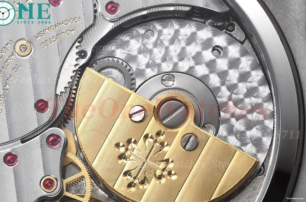 GRF 5712 SS 40mm Nautilus SS A240 Blue Stk 0324